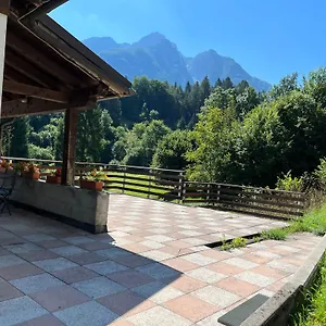 https://chalet-francesca.hotelinveneto.com